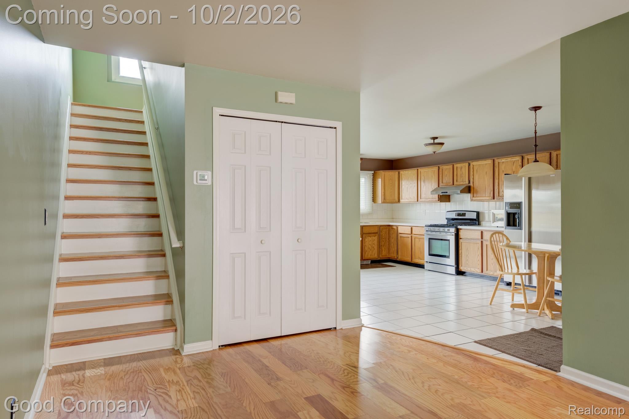 416 Oakgrove Court