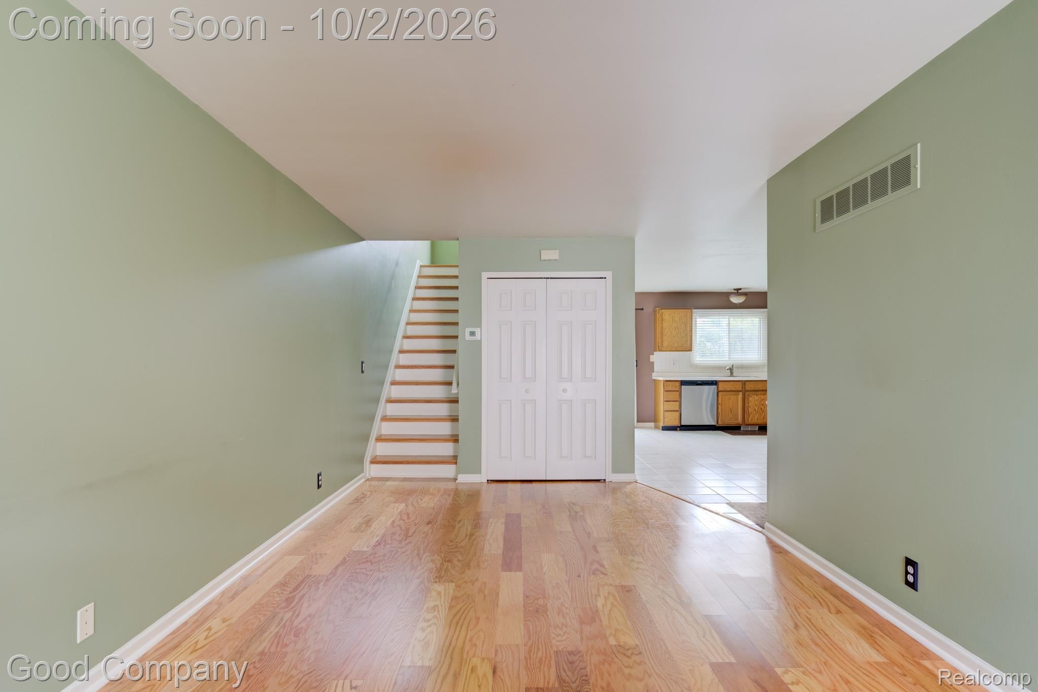416 Oakgrove Court