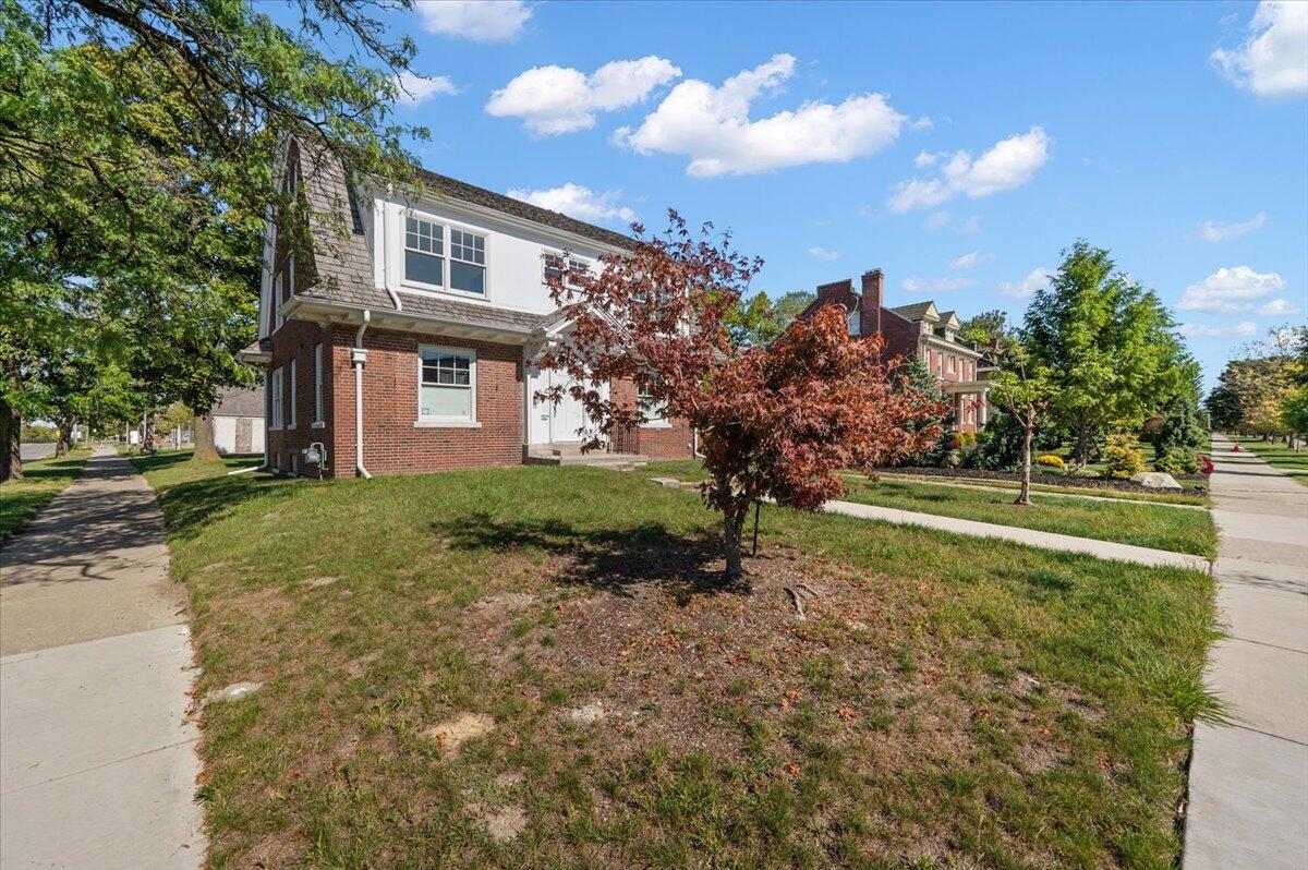 918 Virginia Park Street