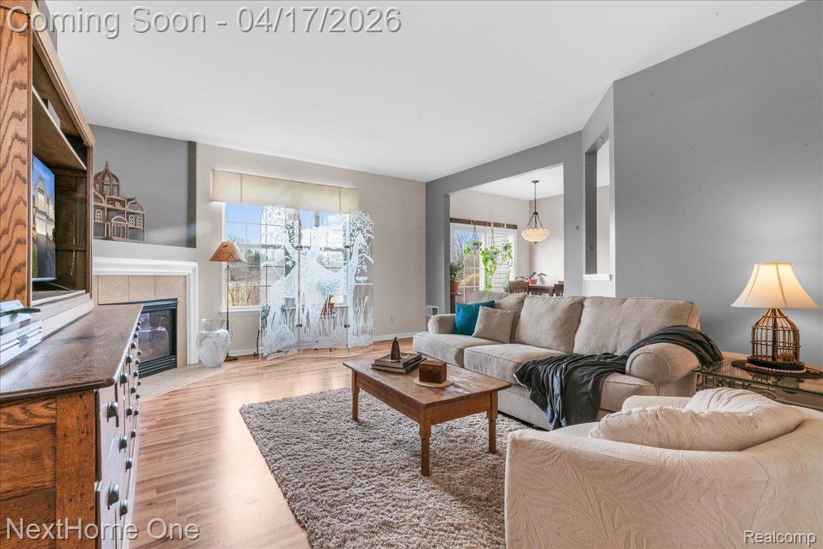 560 Dockside Circle 43