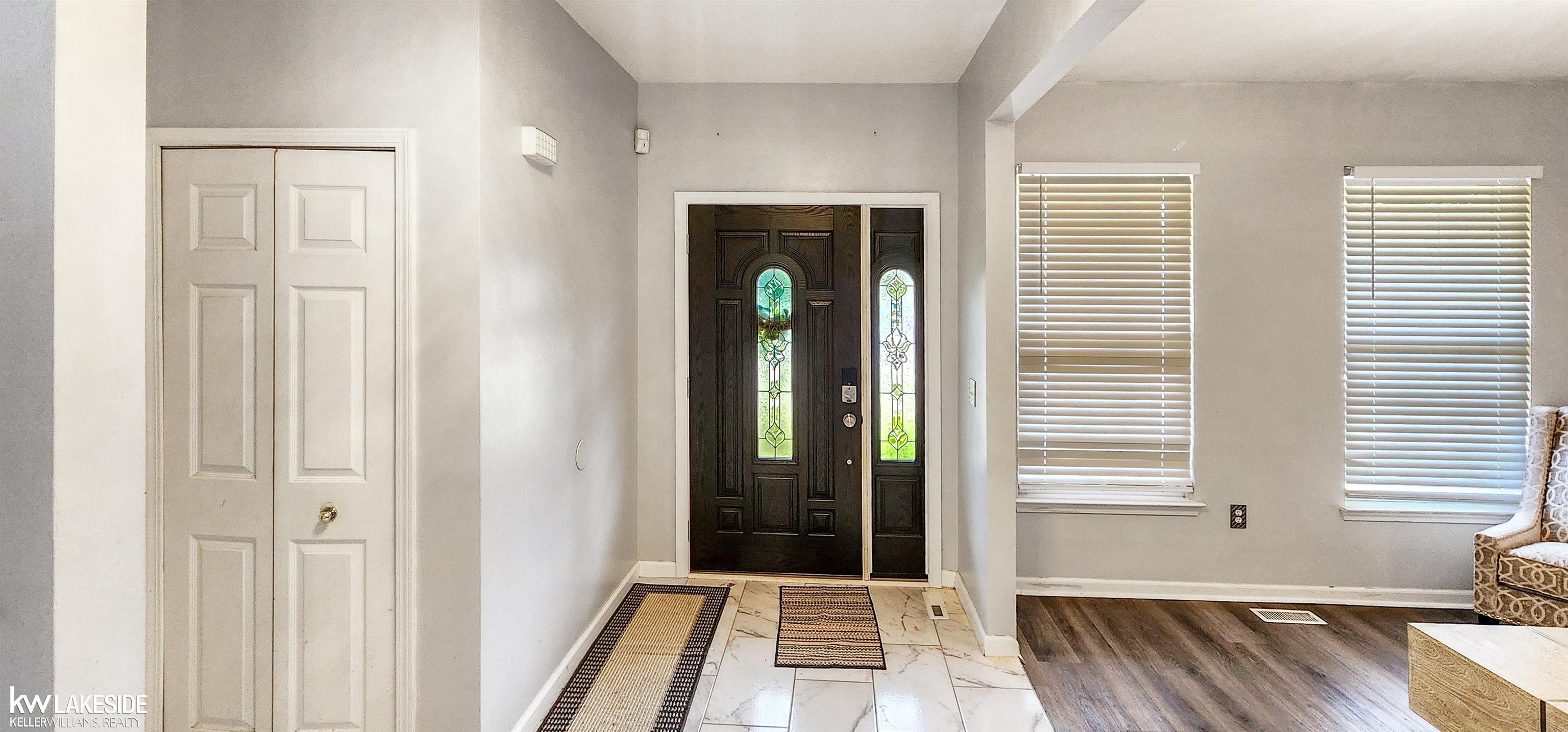 39025 Buckingham Drive