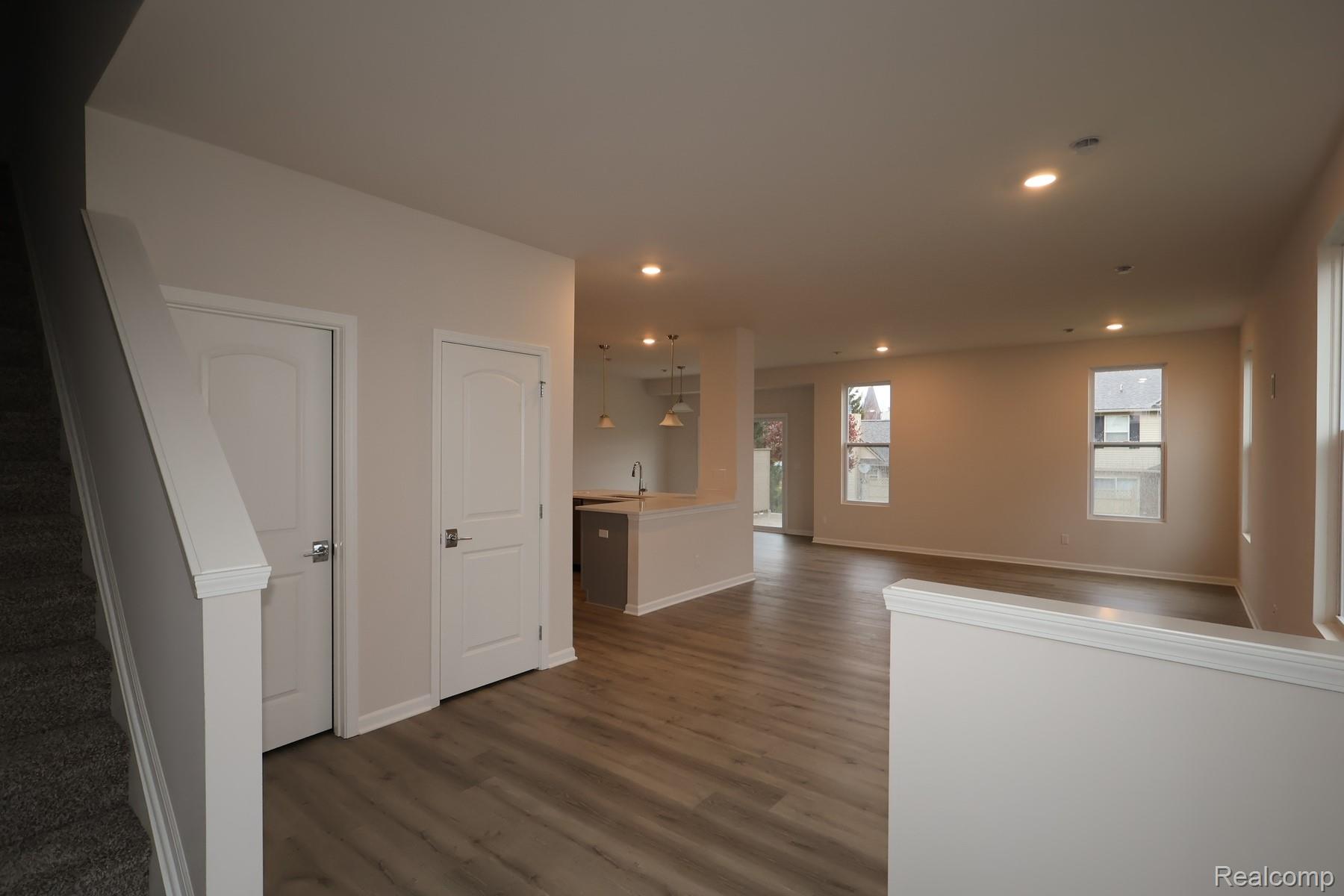 1604 Salt Springs Drive