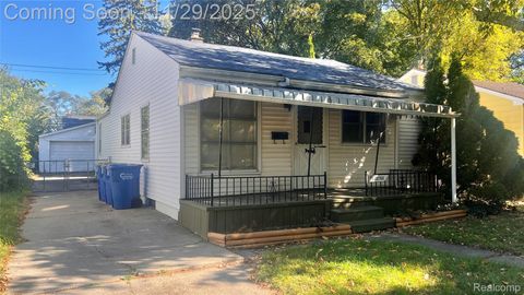 20760 Atlantic Avenue Warren City MI 48091