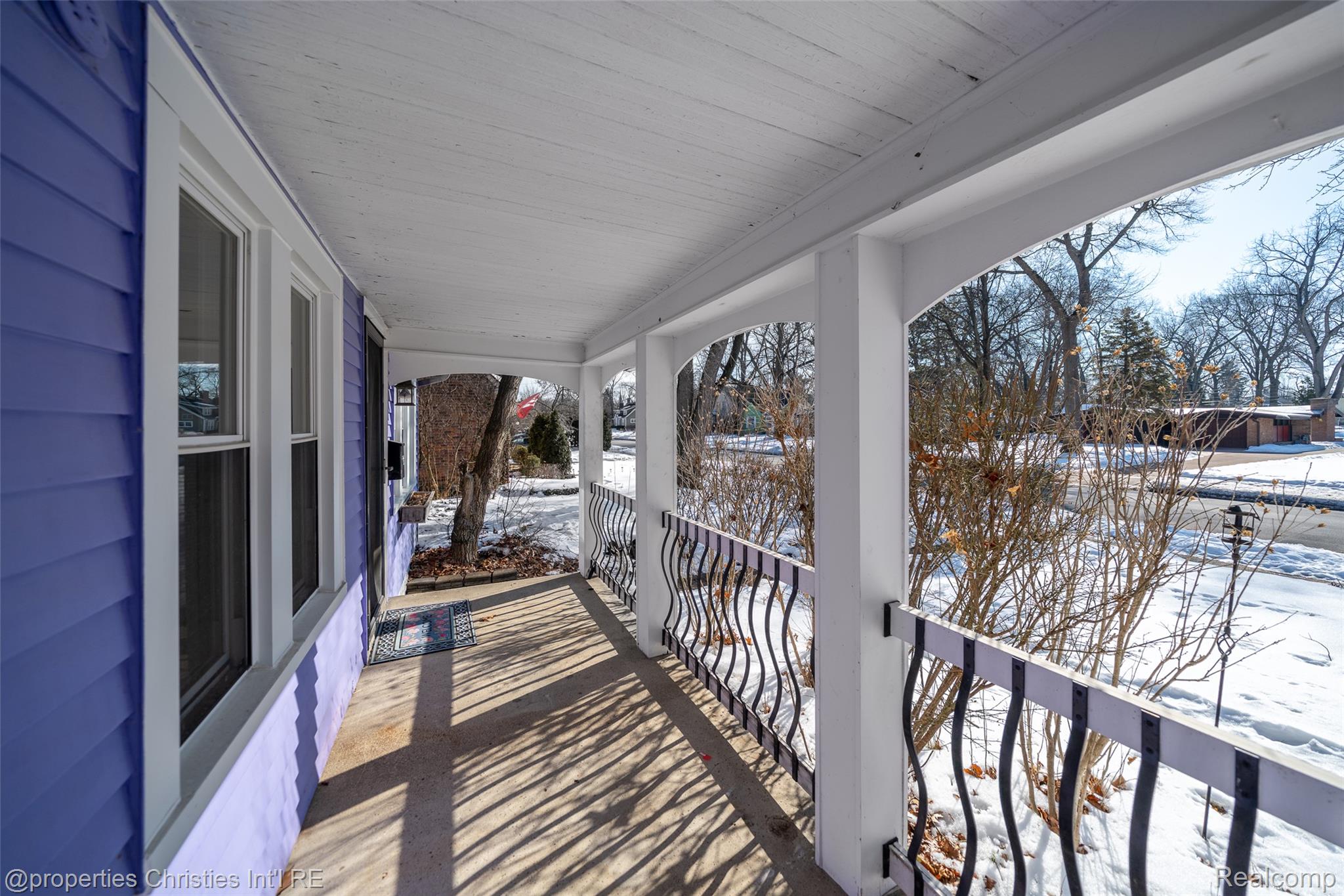 910 W Drayton Street