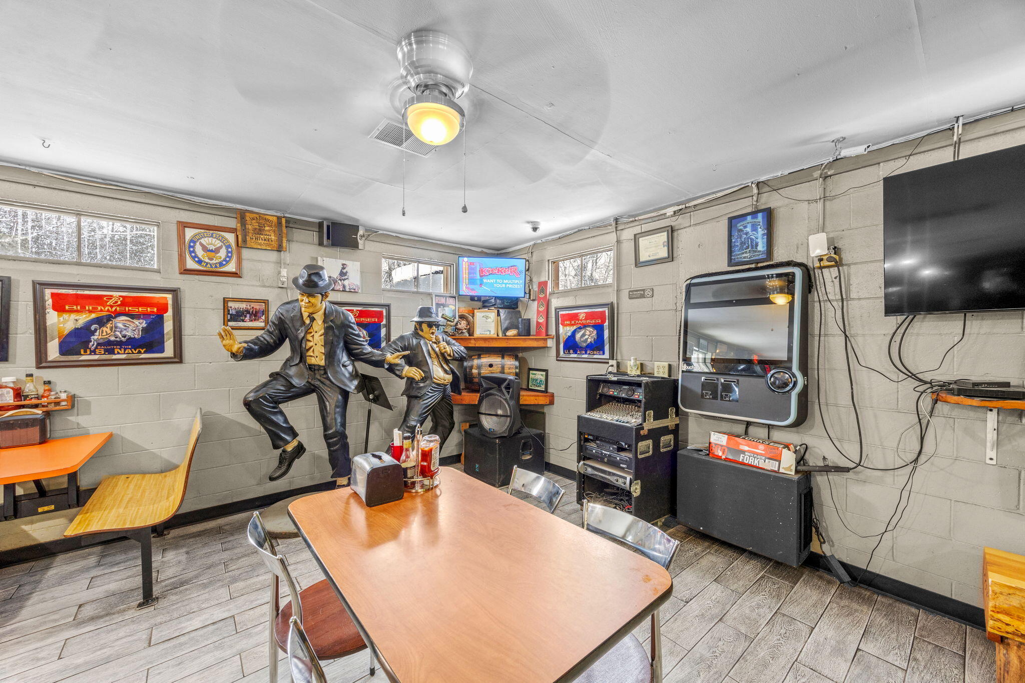 8773 N Golden Rod Boulevard