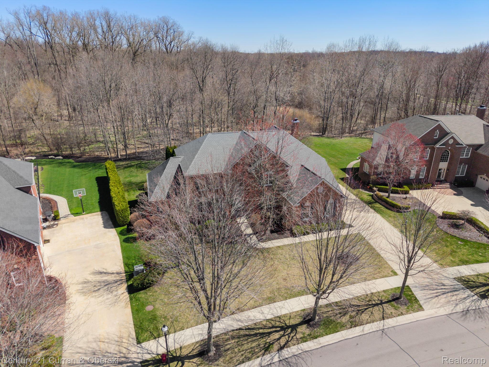 25686 Shoreline Drive