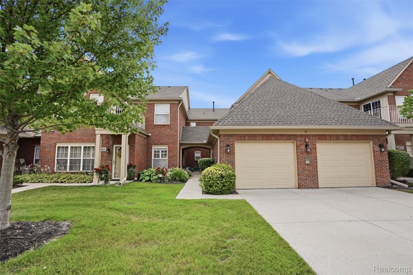 4016 CORNERSTONE DR, CANTON, MI 48188 - Image 06195049db39f49860720fbf4e528d79/3910191813