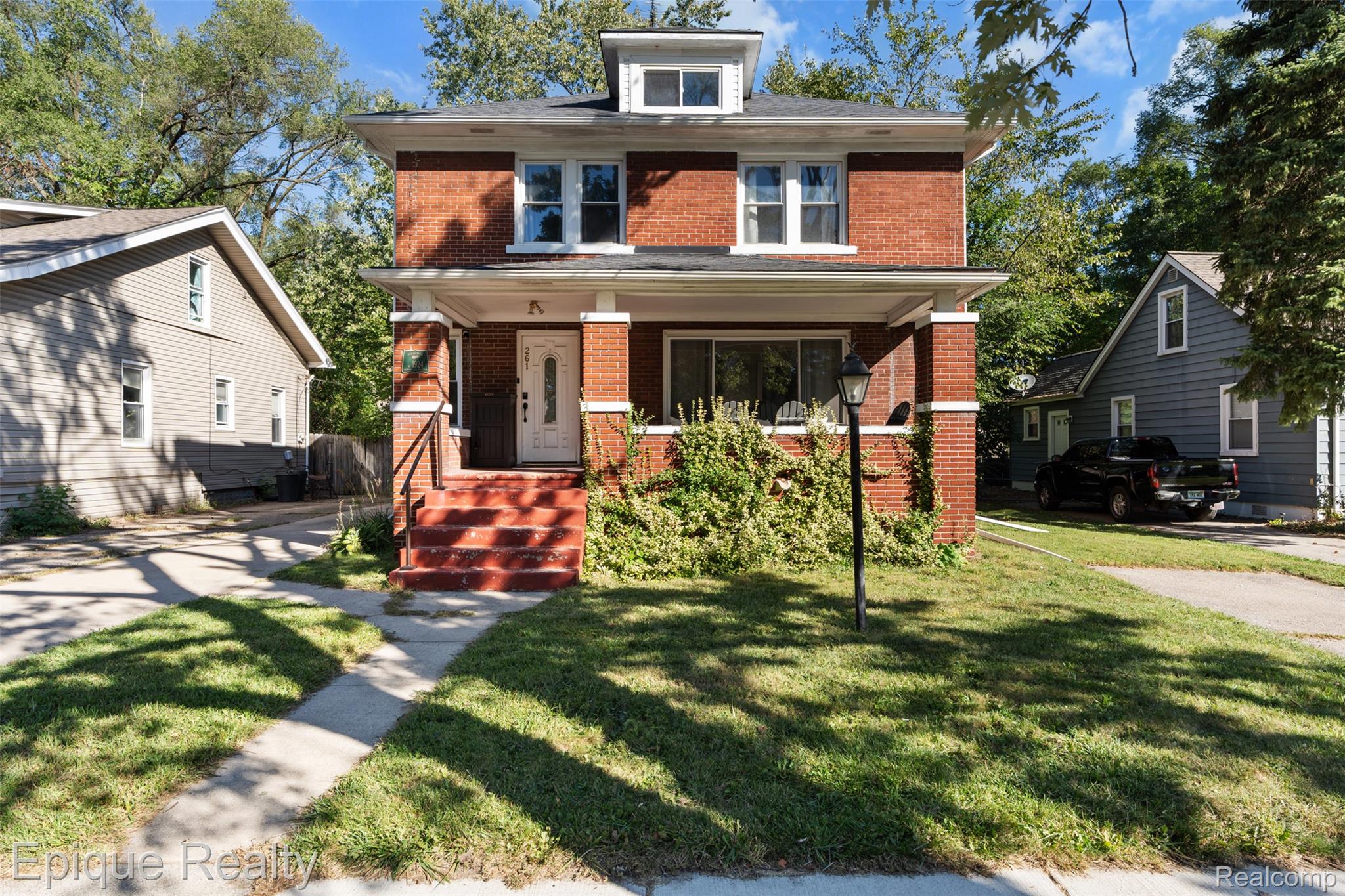 261 E Webster Street