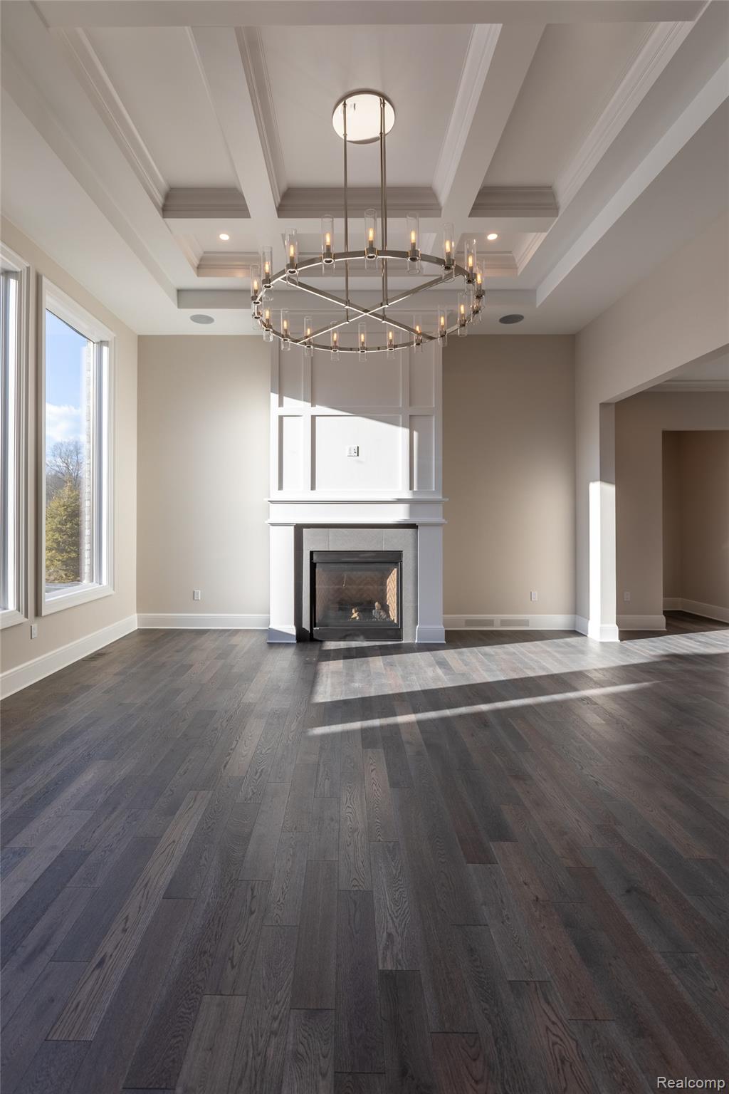 2599 Forest Glen Court