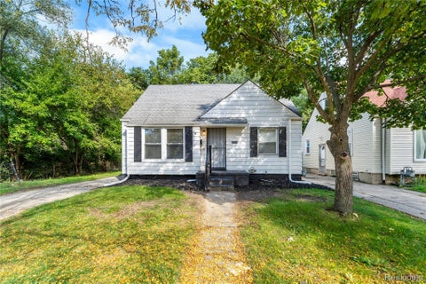 Photo for 22236 Lyndon Street