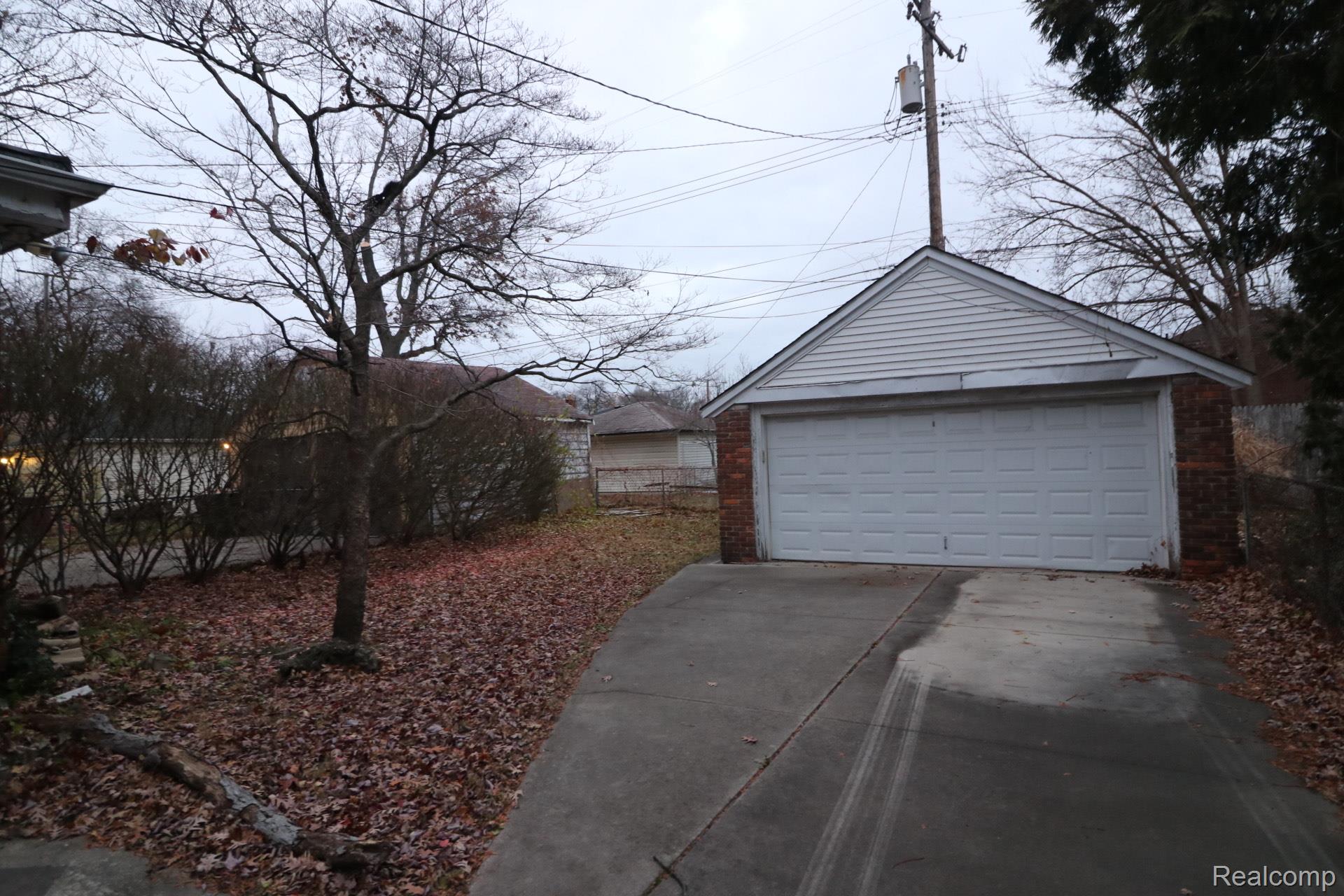 2720 Woodstock Drive