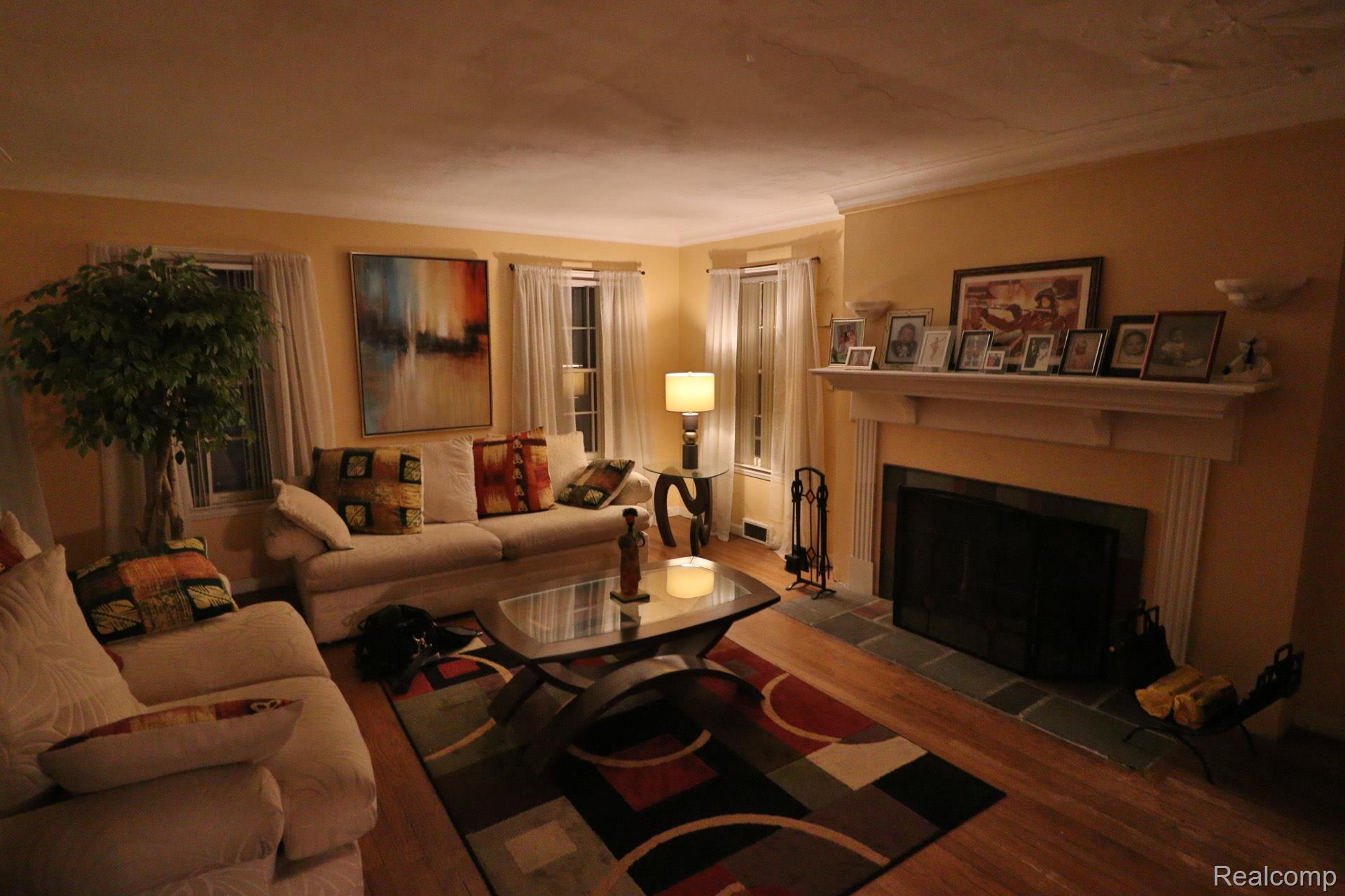 2720 Woodstock Drive