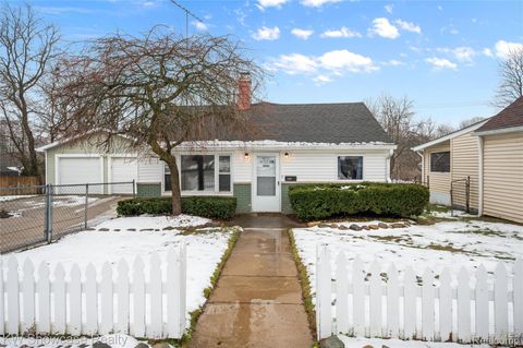 1125 E Commerce Street Milford Village MI 48381