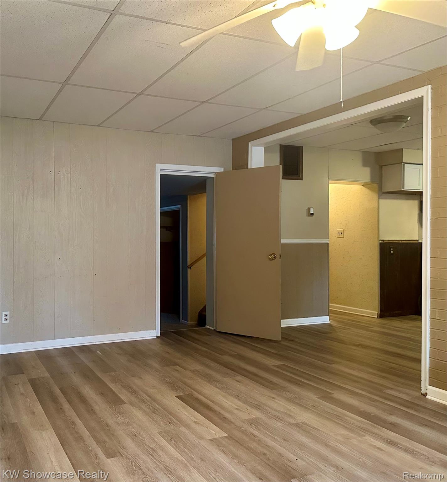 1125 E Commerce Street