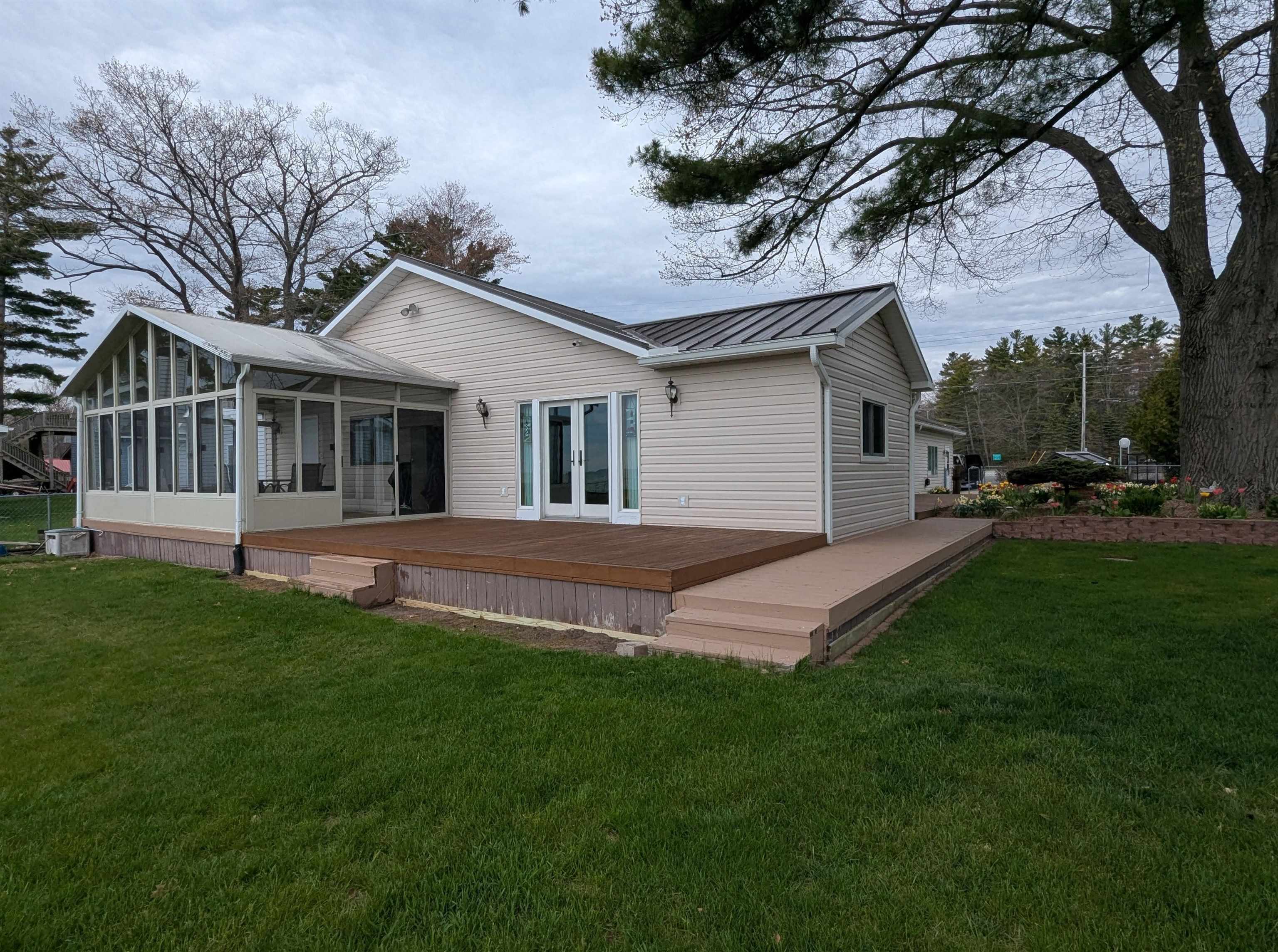 488 N Huron Road