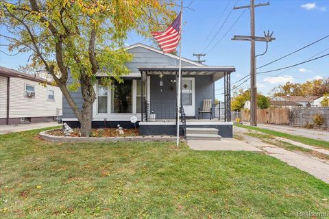 4548 8th Street Ecorse City MI 48229