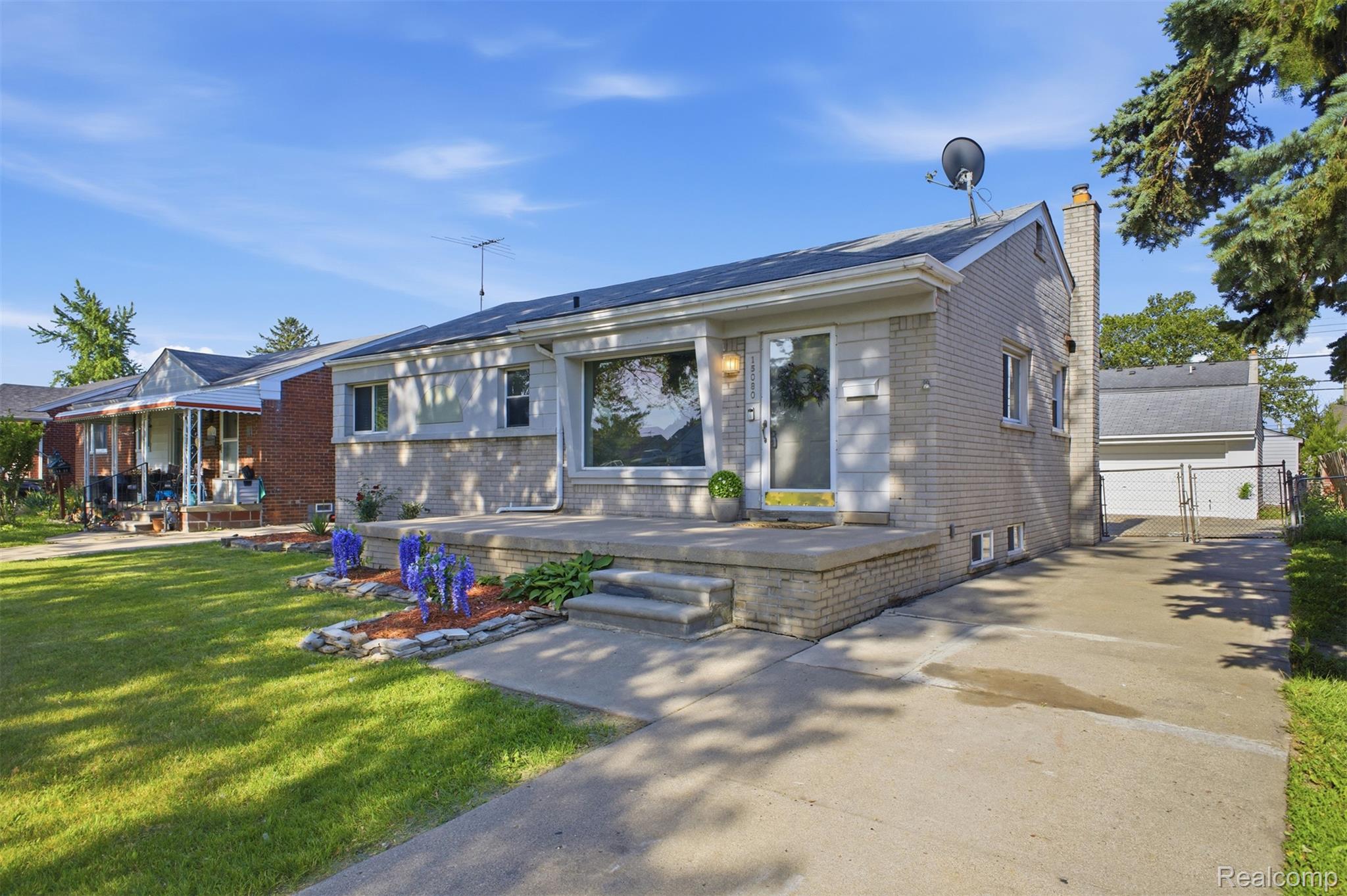 15080 Churchill Street