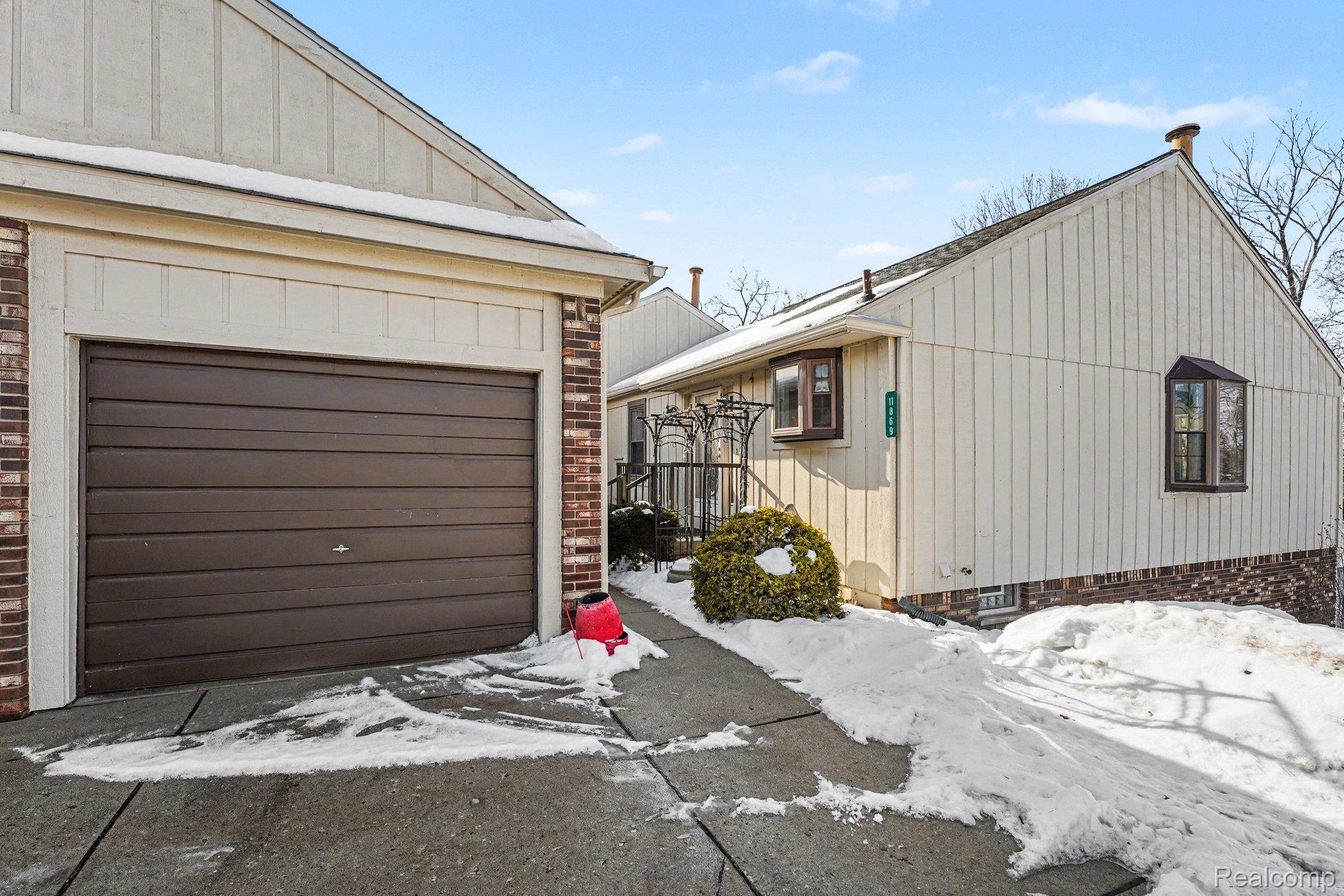 11869 Shenandoah Drive 4