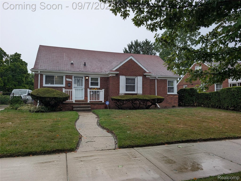 Photo of 9366 Warwick Street, Detroit City, MI 48228 (MLS # 20261071668)
