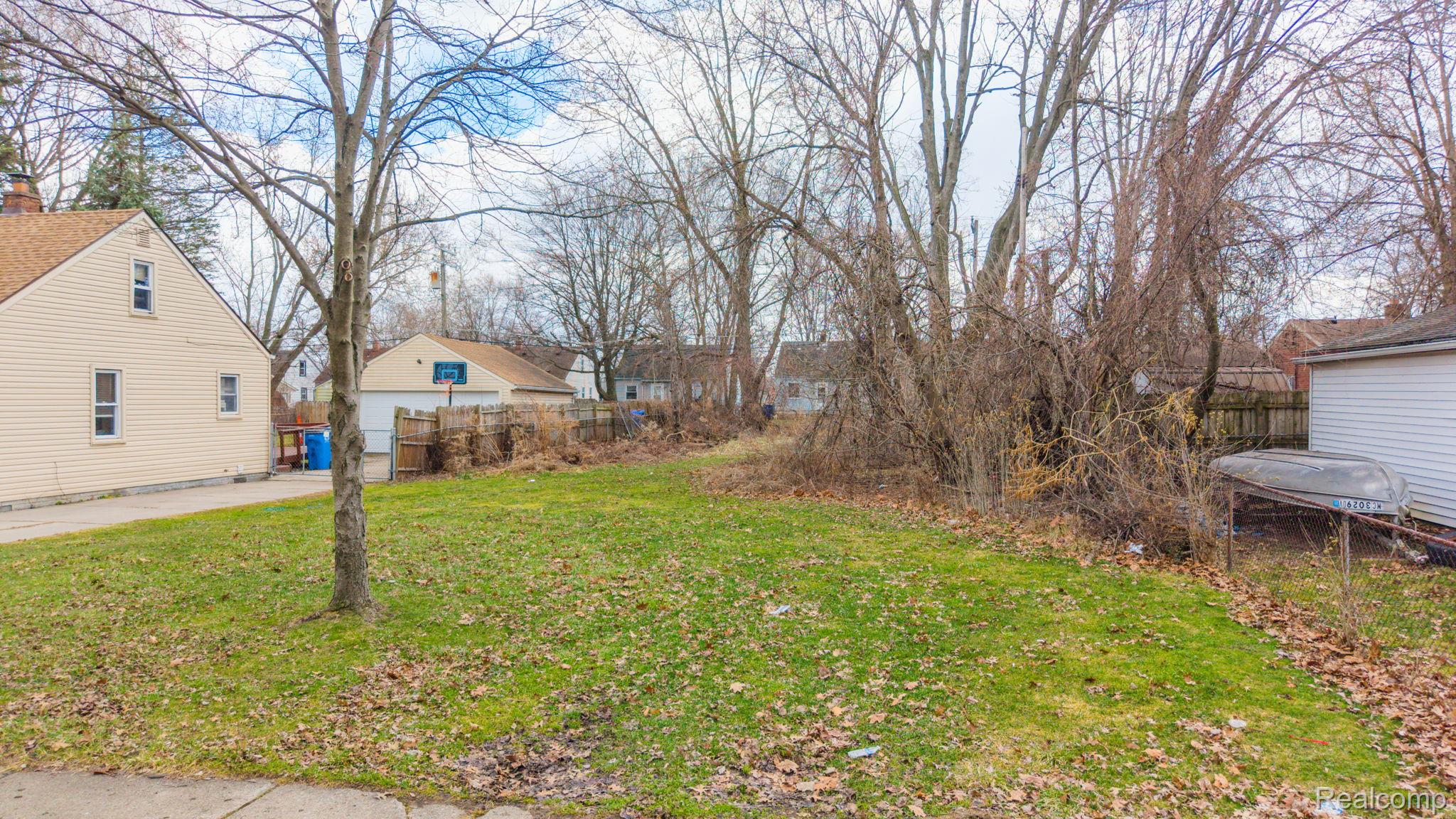 24759 Hopkins Street