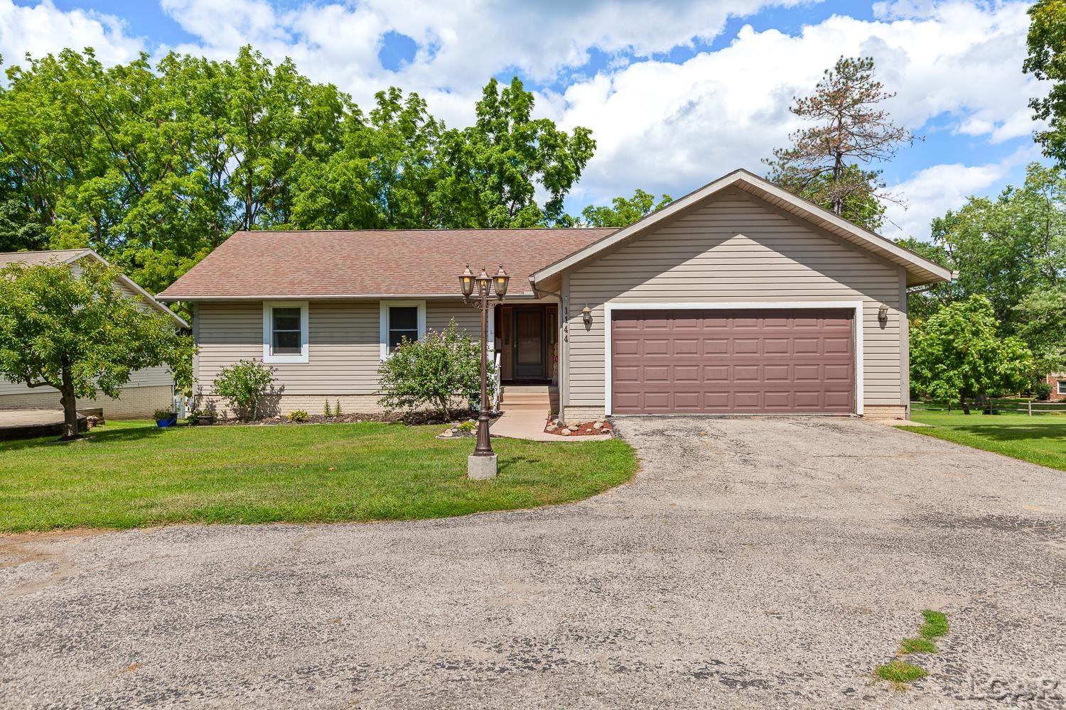 1144 W Maumee Street