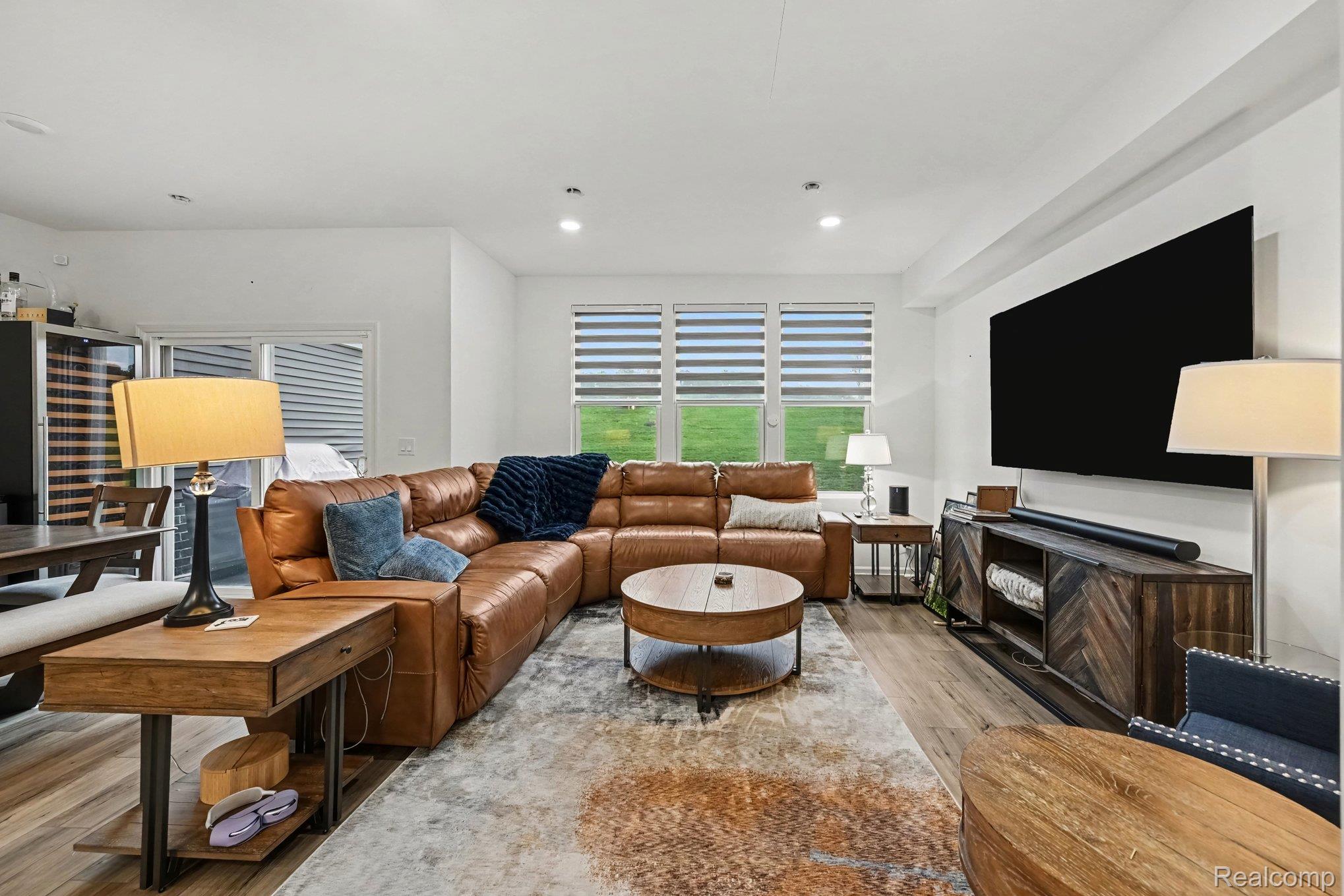1475 Arcadia Drive