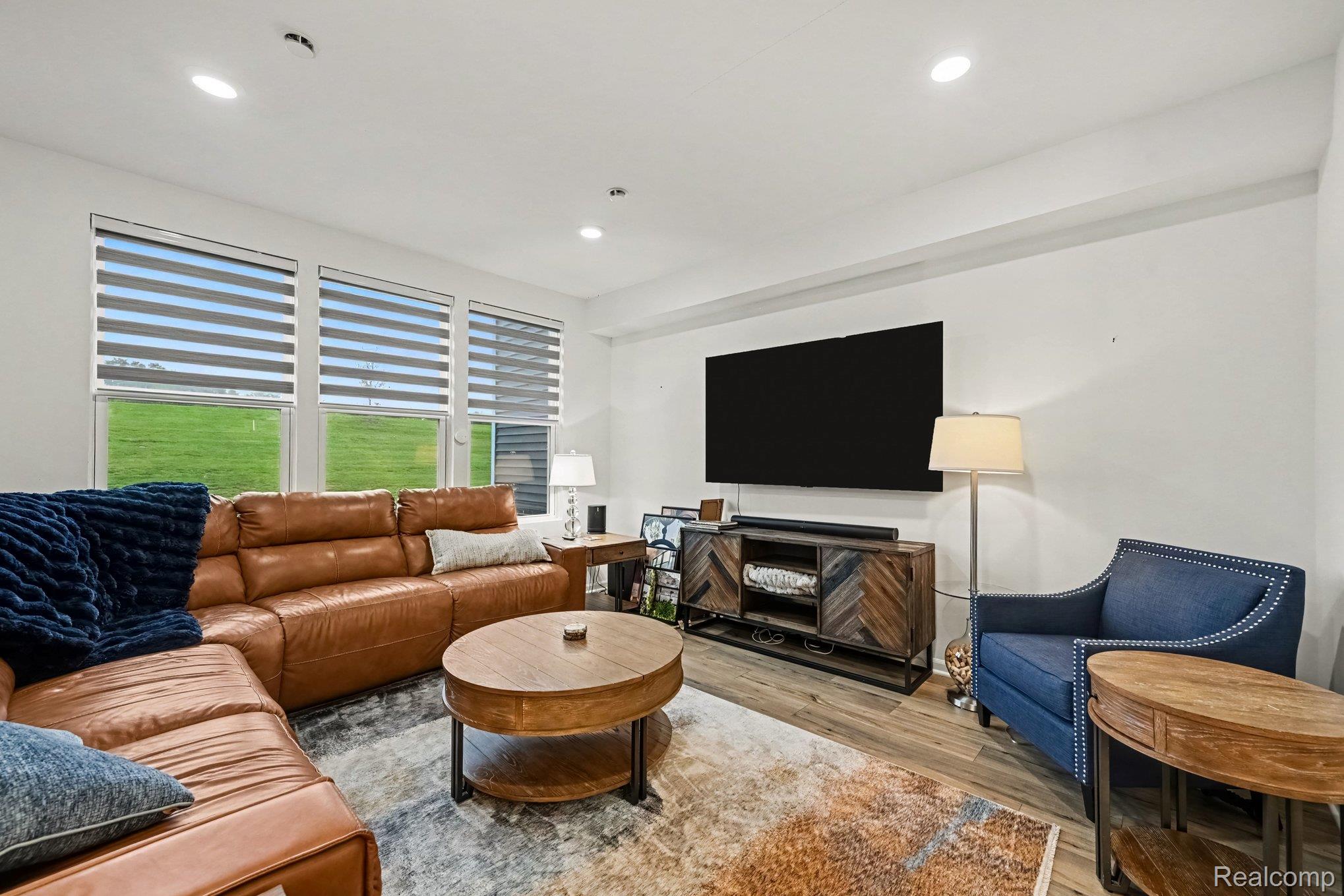 1475 Arcadia Drive