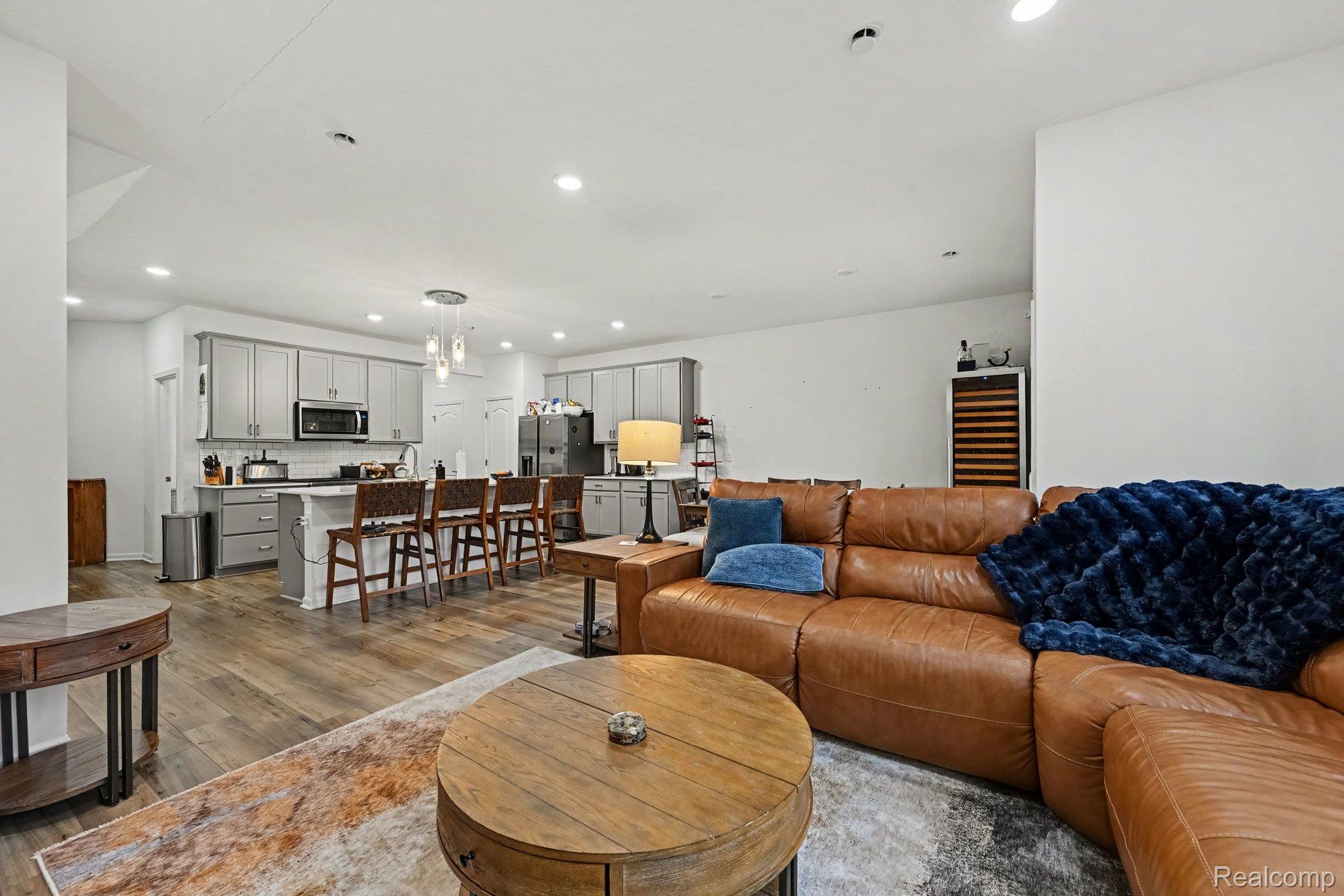 1475 Arcadia Drive