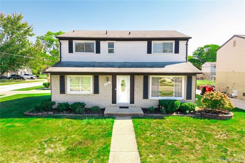 27166 Sutherland Street Southfield City MI 48076