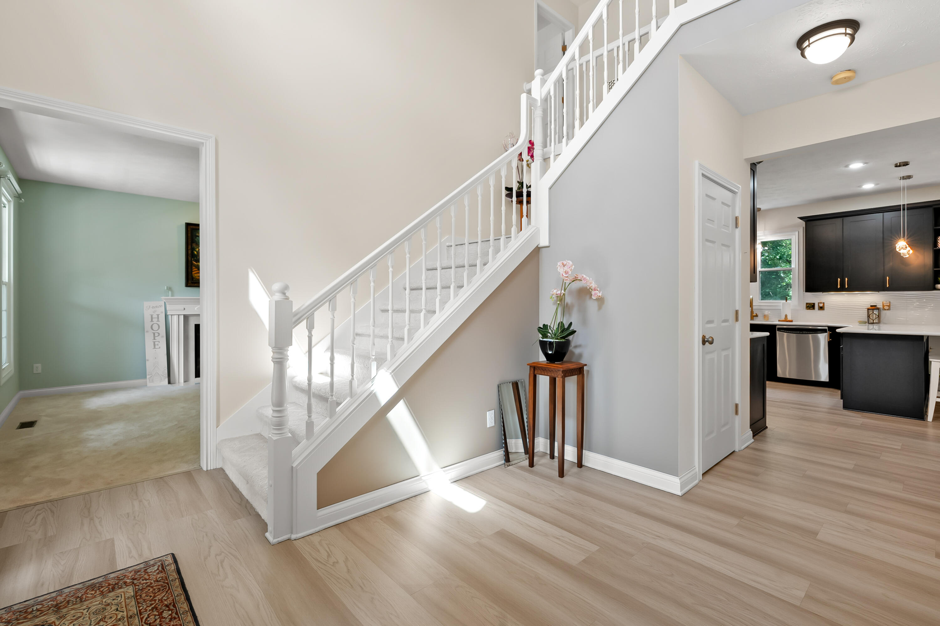7873 Shepherds Glen Court