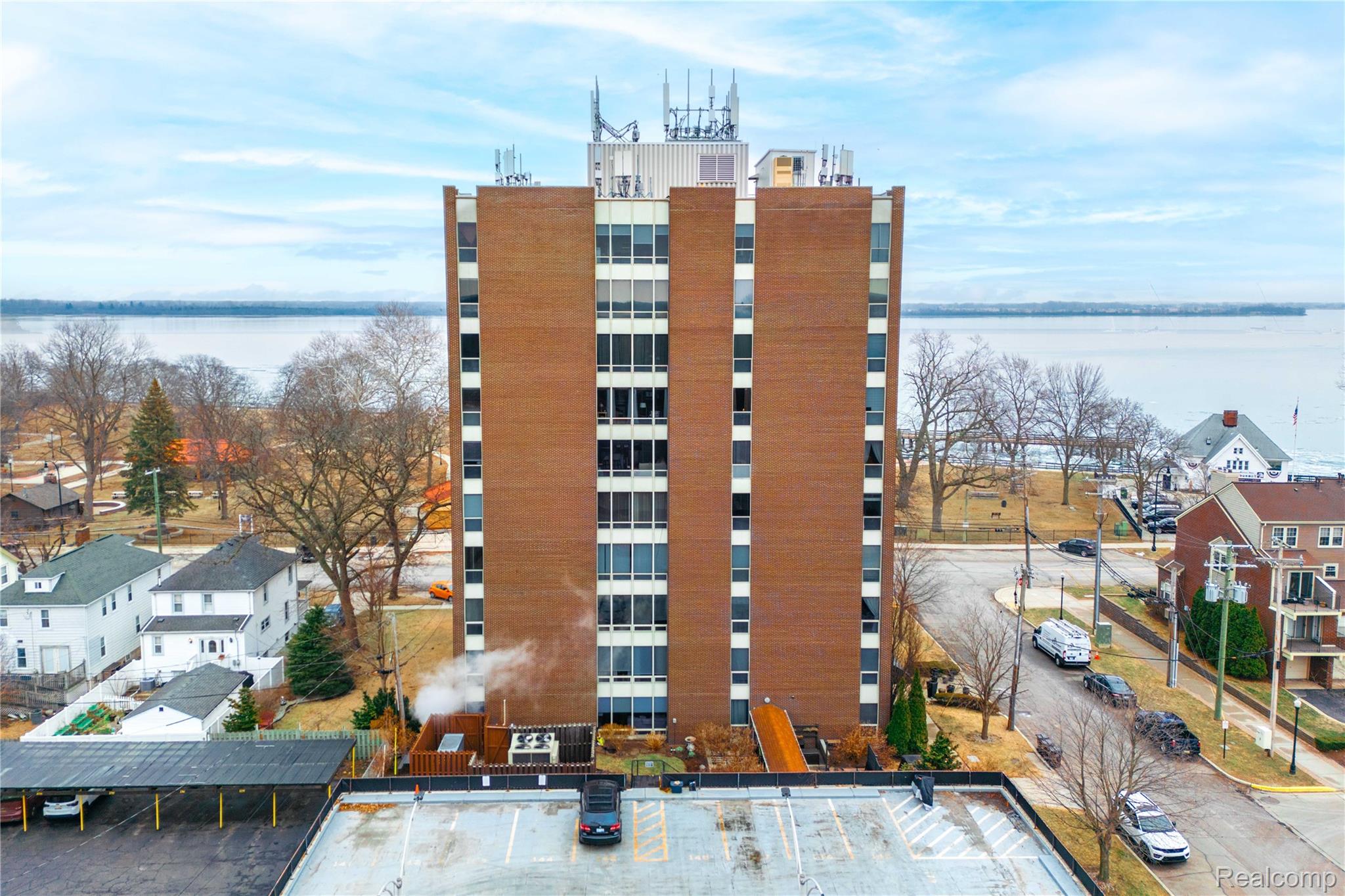 20 Chestnut Street 608