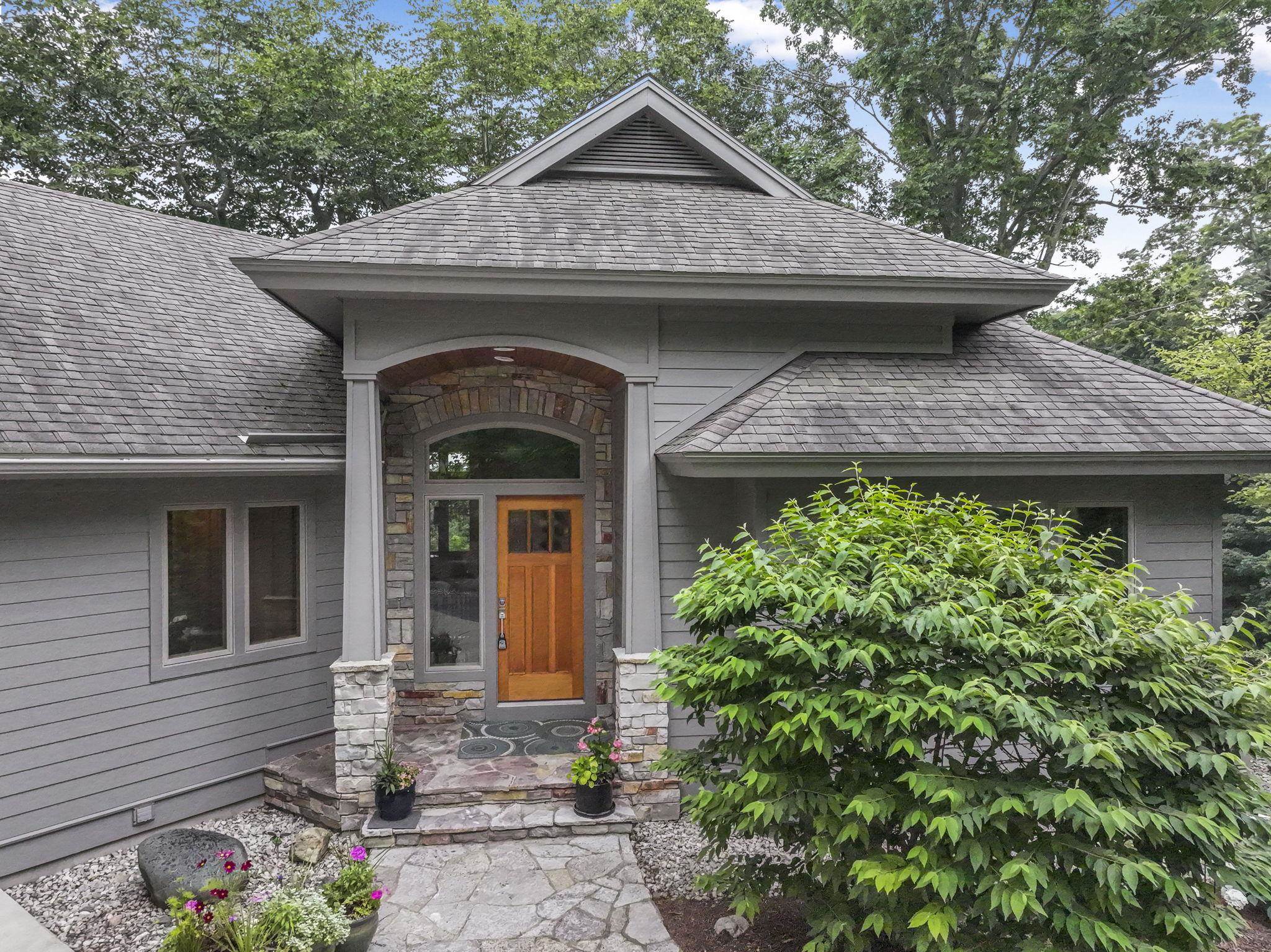 2699 Twin Eagles Drive