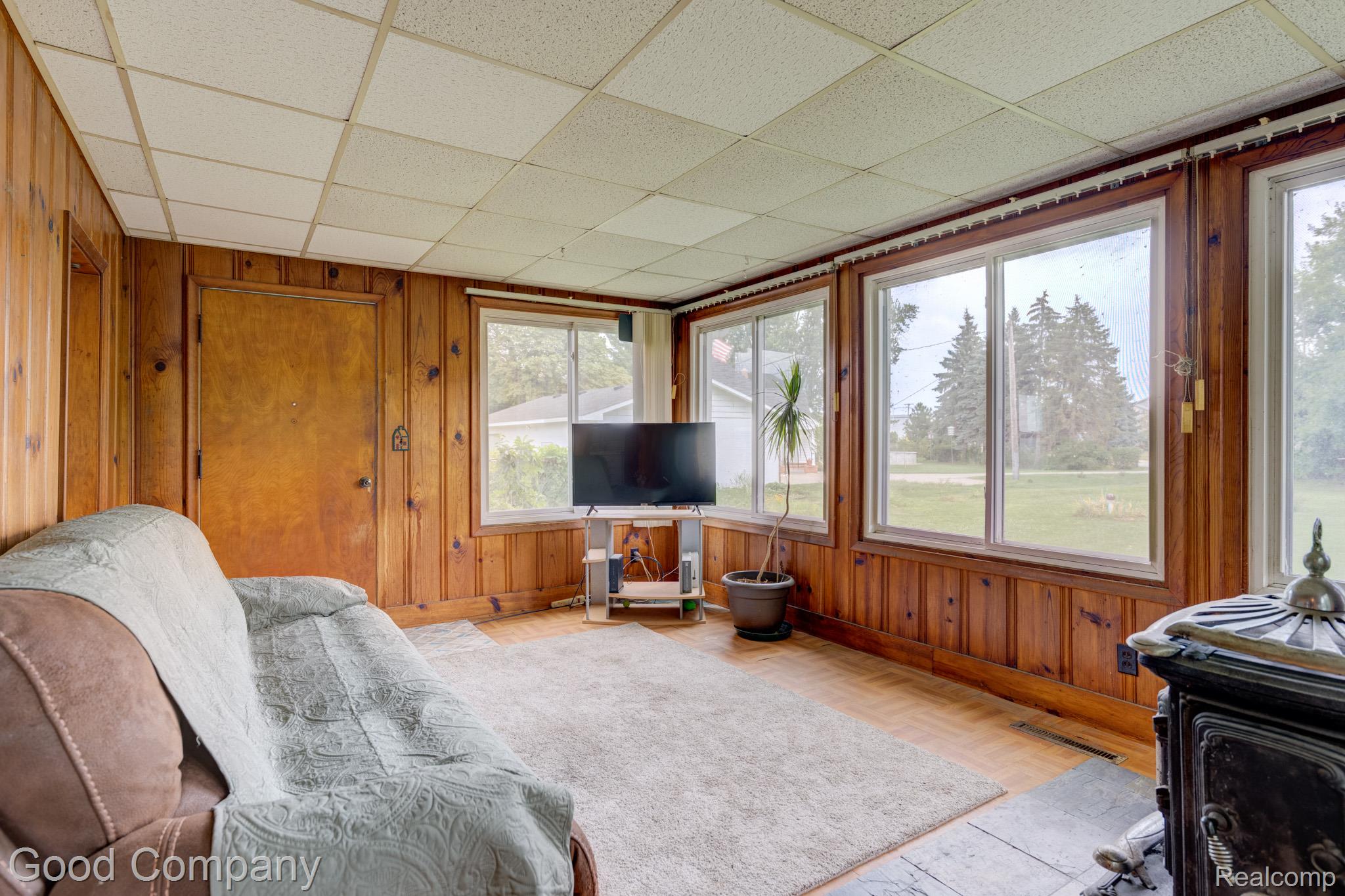 29700 Riverside Bay Court