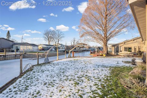 Tiny photo for 38027 Mallast Street, Harrison Charter Township, MI 48045 (MLS # 20251061013)