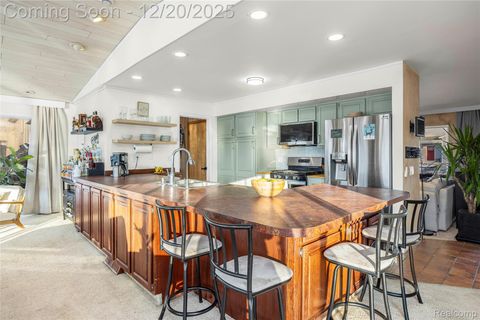 Tiny photo for 38027 Mallast Street, Harrison Charter Township, MI 48045 (MLS # 20251061013)