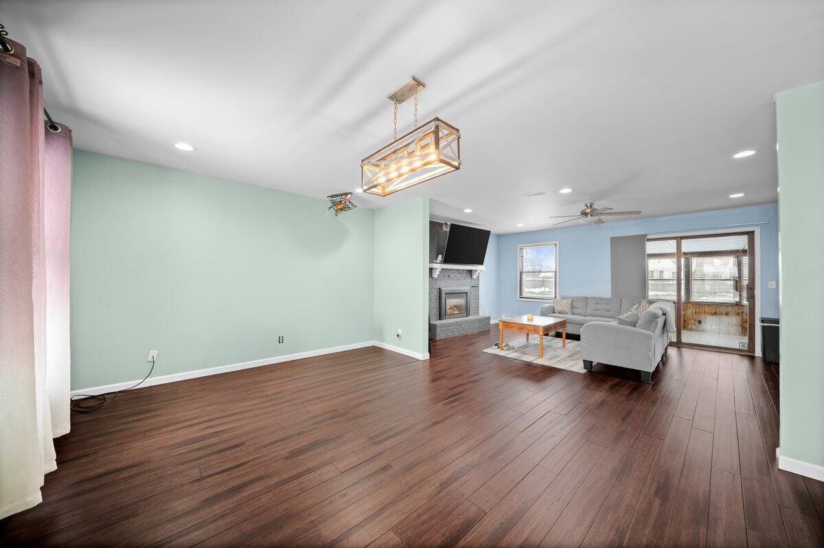 4154 Sand Creek Drive NW