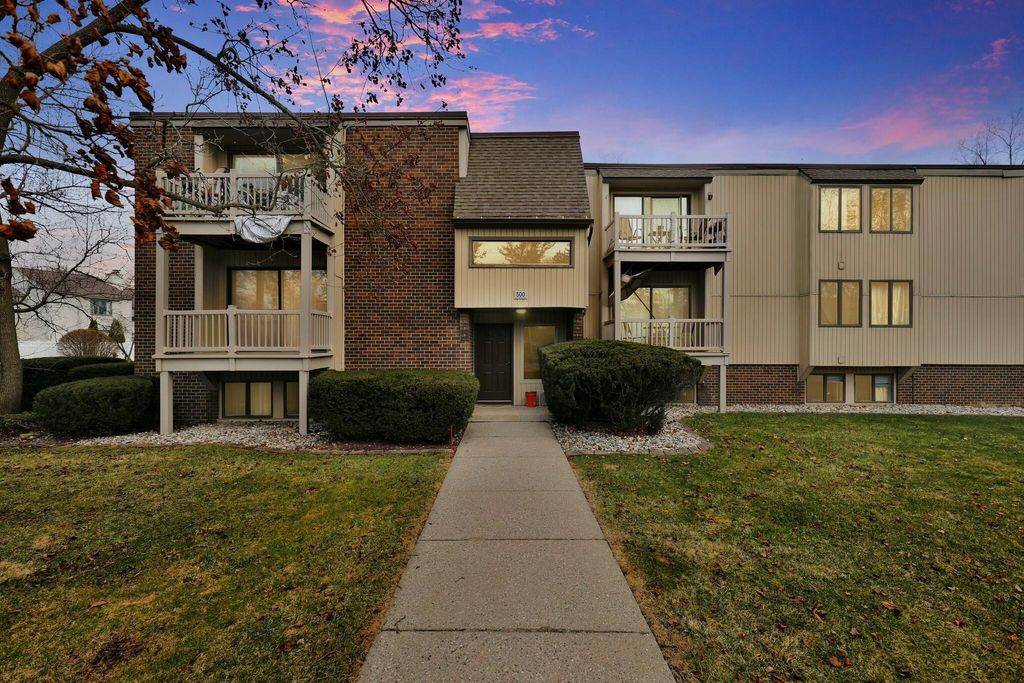 listing image 0