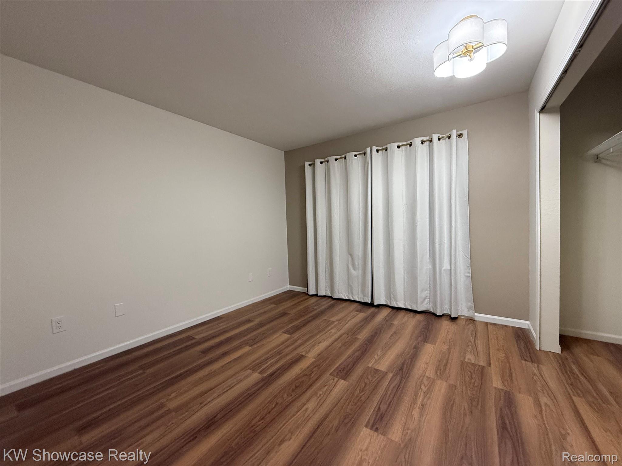 12372 SAINT ANDREWS Way