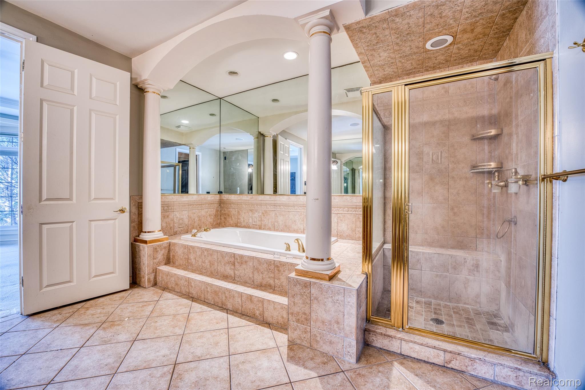 6608 Enclave Drive