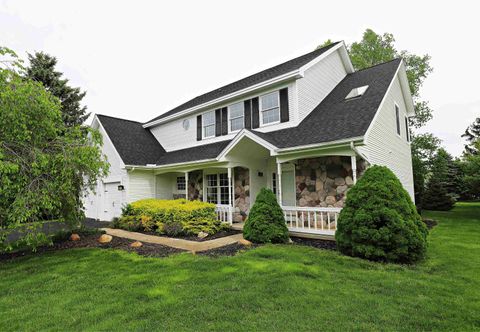 4116 Split Rail Drive Fenton Charter Township MI 48430