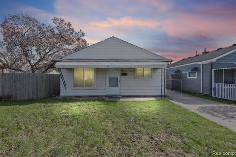 Photo for 2552 EMOGENE Street