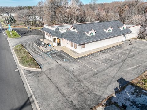 1391 E Michigan Avenue Emmett Charter Township MI 49014