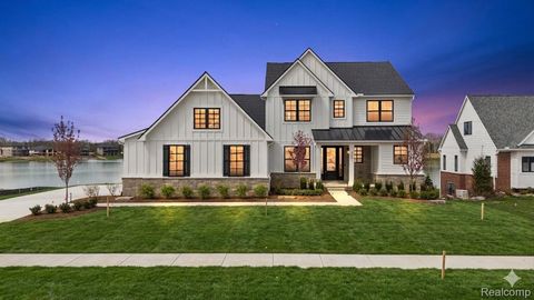 2691 Crystal Lake Drive Commerce Charter Township MI 48382