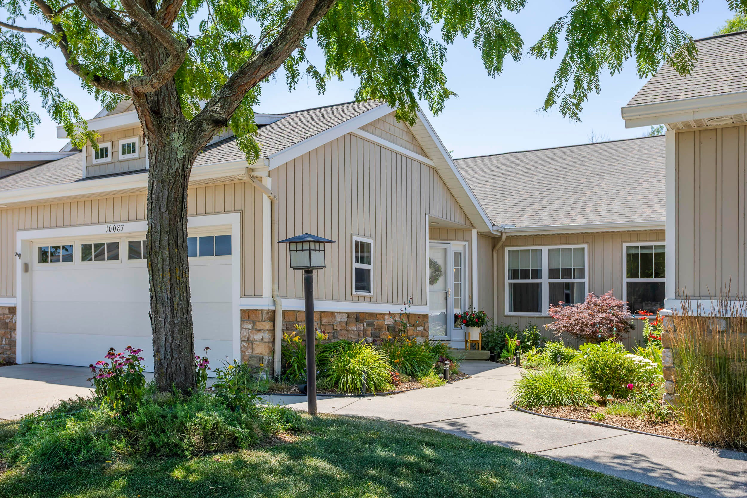 10087 S Crossroad Circle SE 12