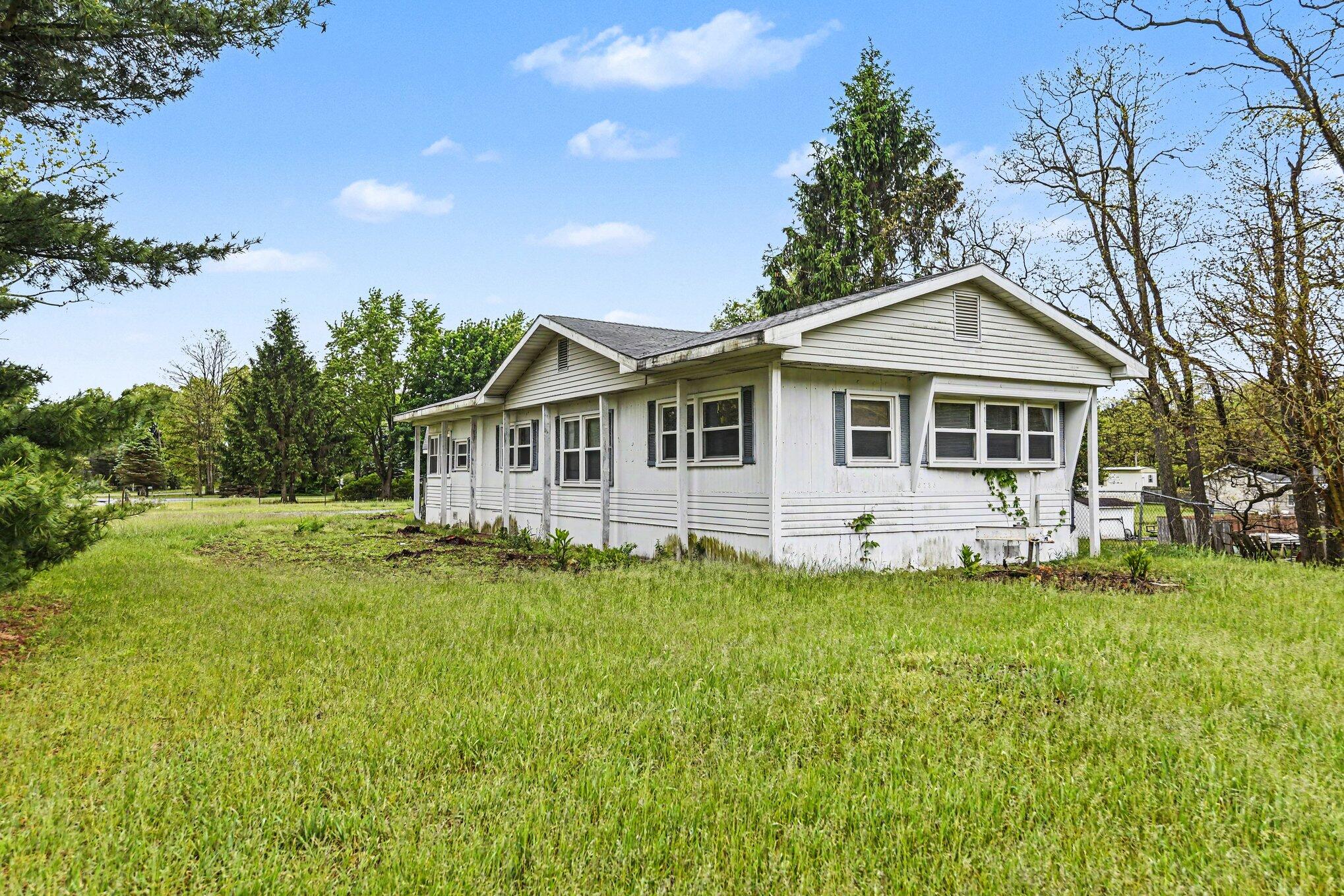 39391 Sandyridge Circle