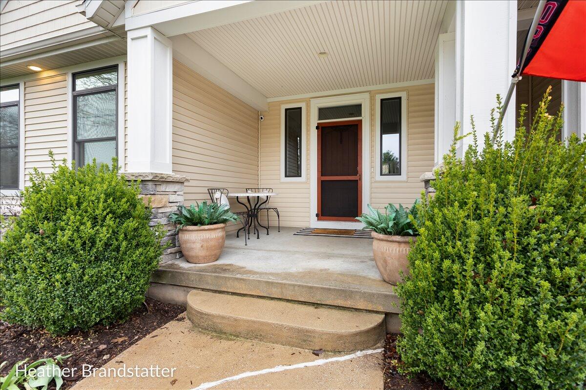 457 Village Springs Drive SE