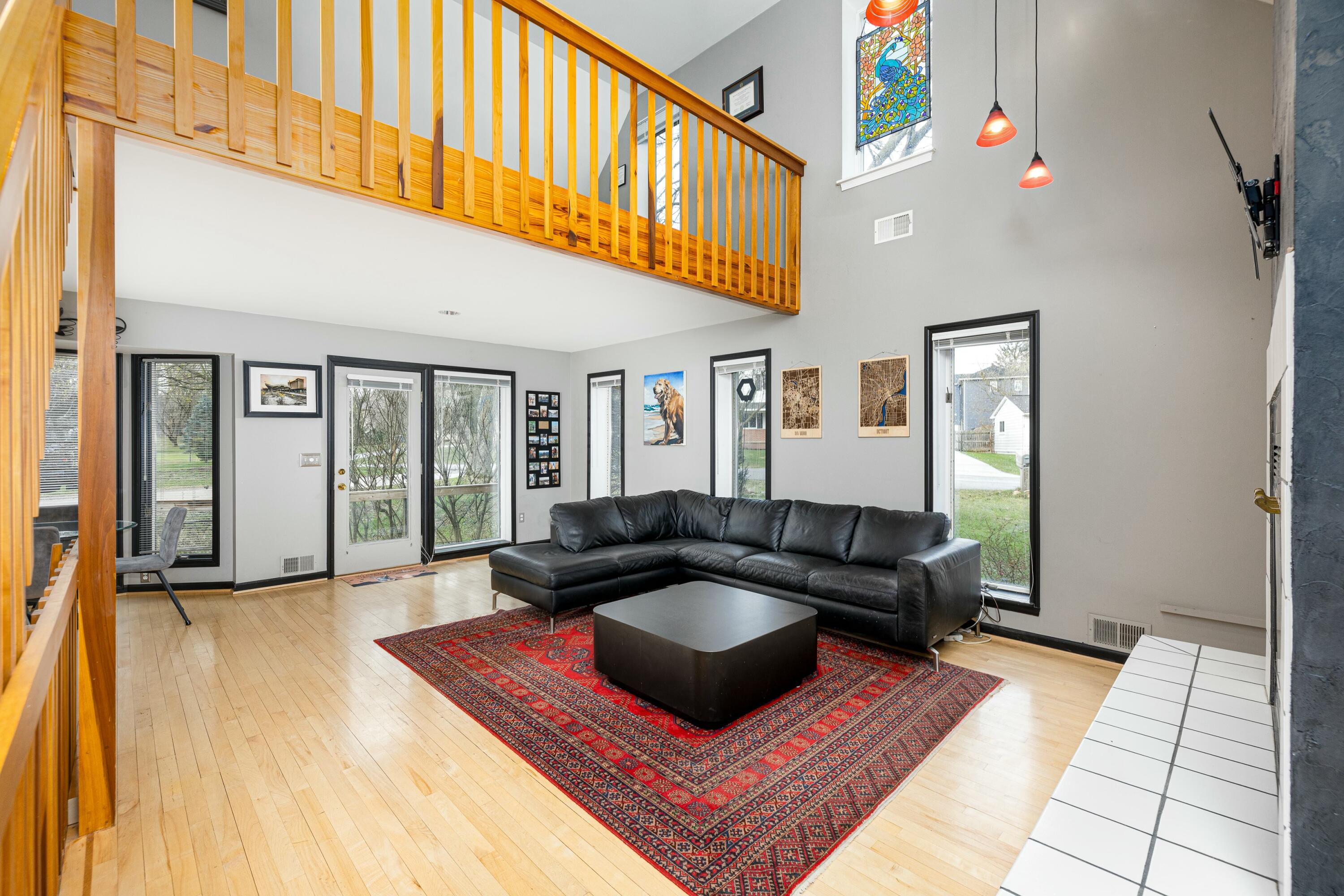 2250 Crown Dr Drive