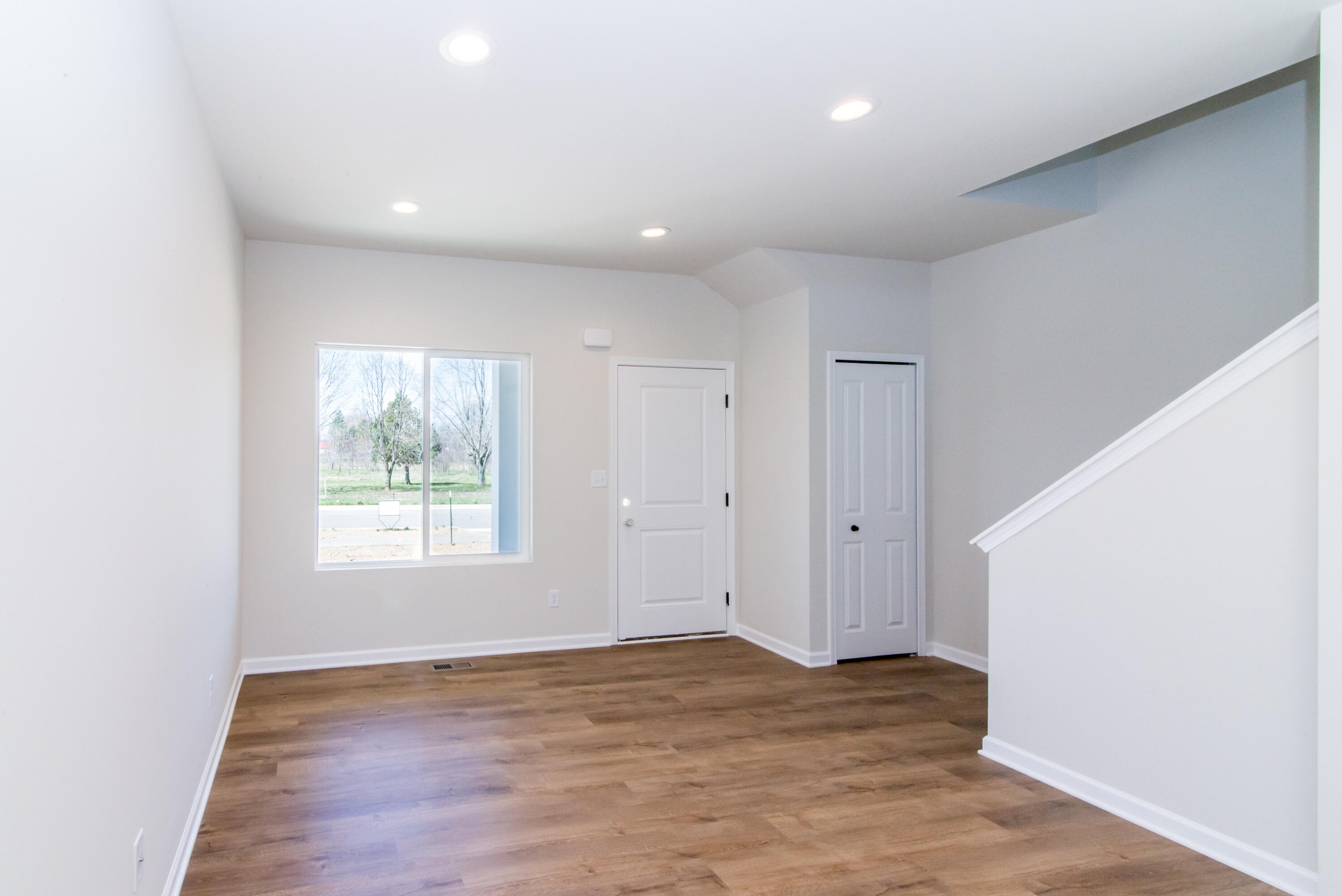 1025 Rebecca Street 15