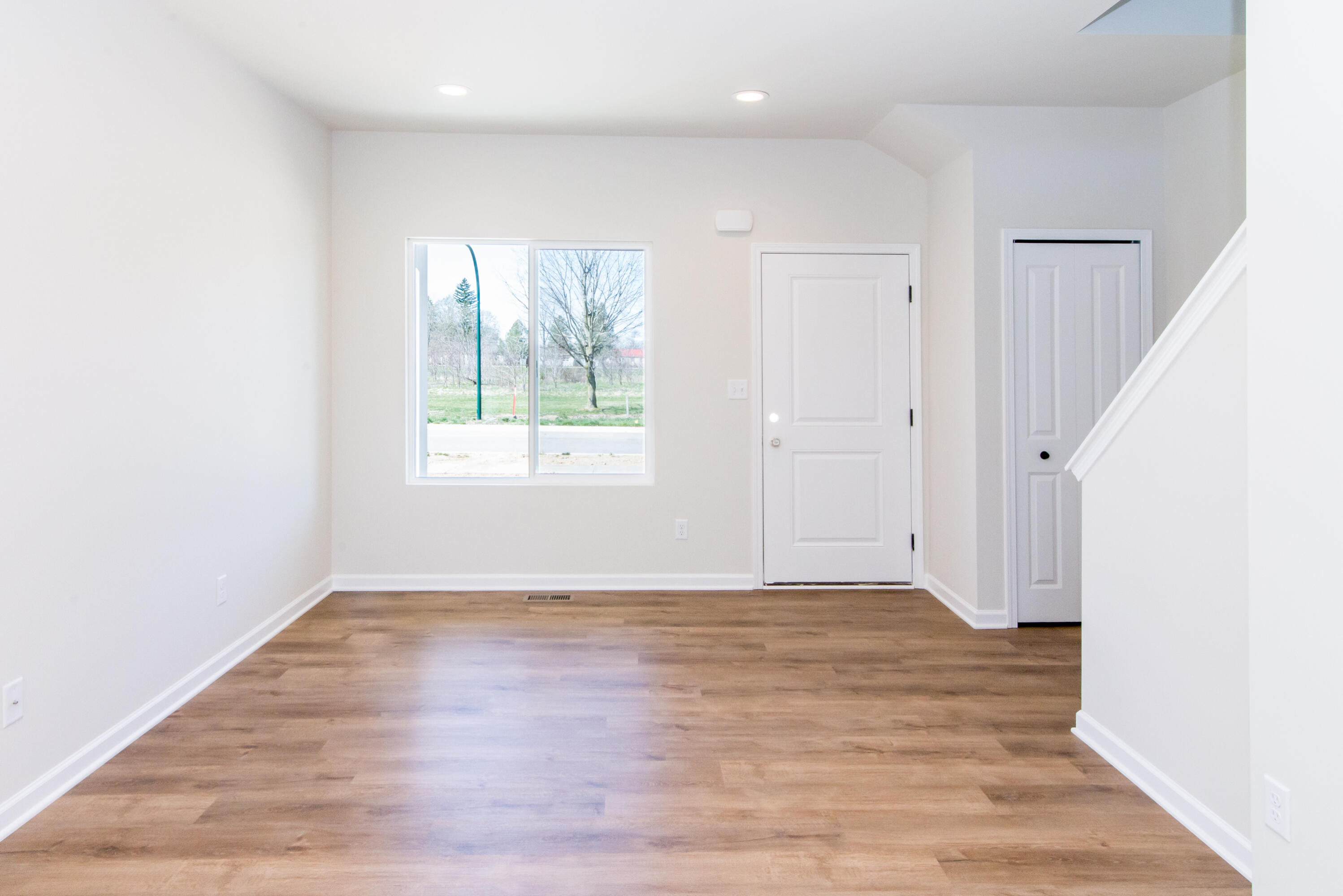 1025 Rebecca Street 15