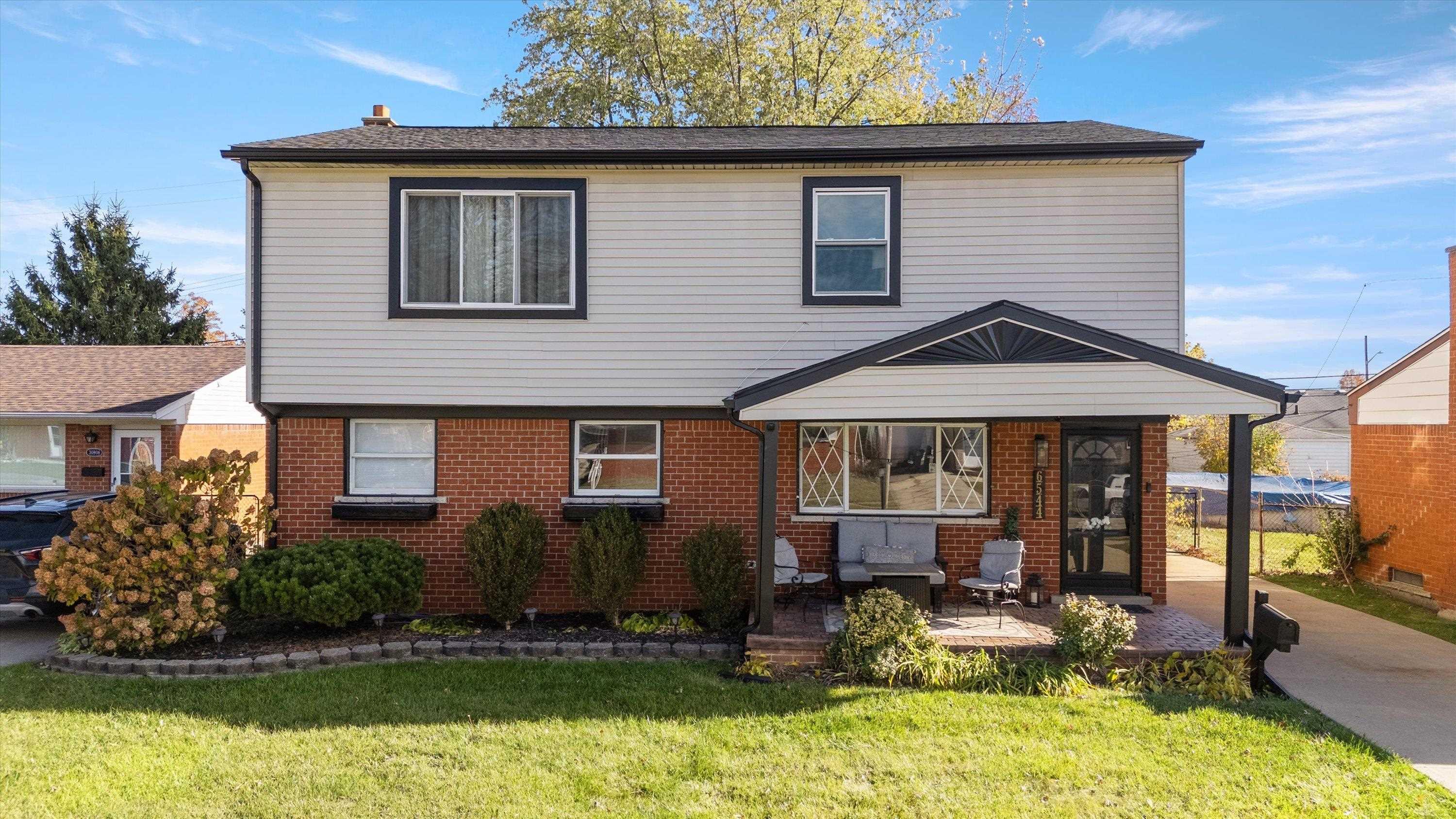 6544 Huntleigh Street